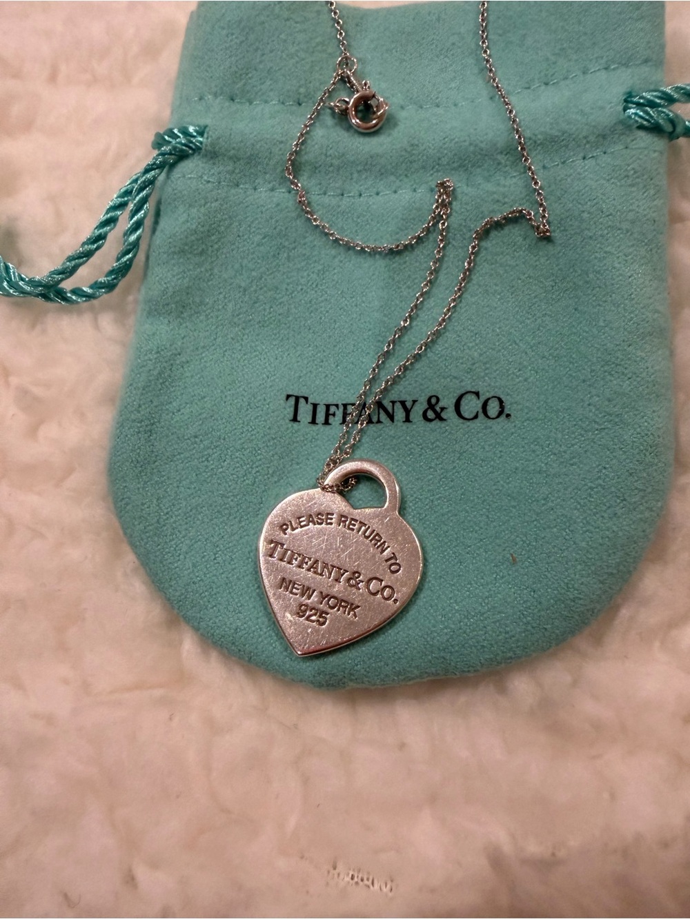 Tiffany Return to Tiffany Heart Tag Pendant in Silver, Medium - Picture 5 of 6